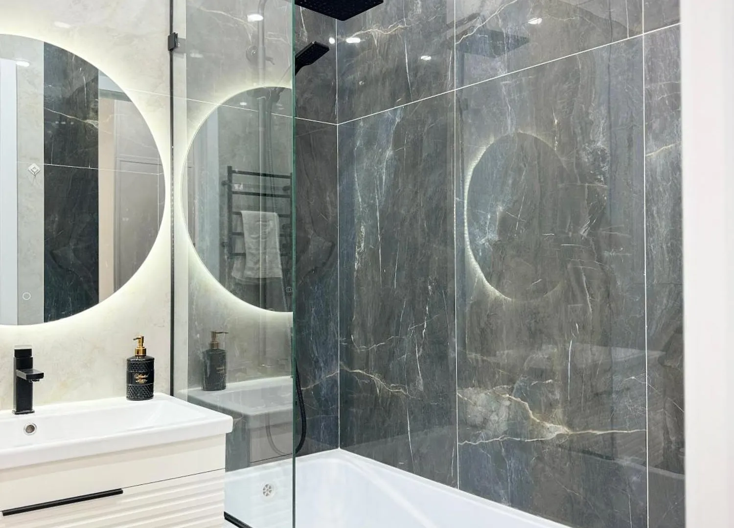 Luxary Apartments Сердце Столицы 阿斯坦纳 0*,  哈萨克斯坦