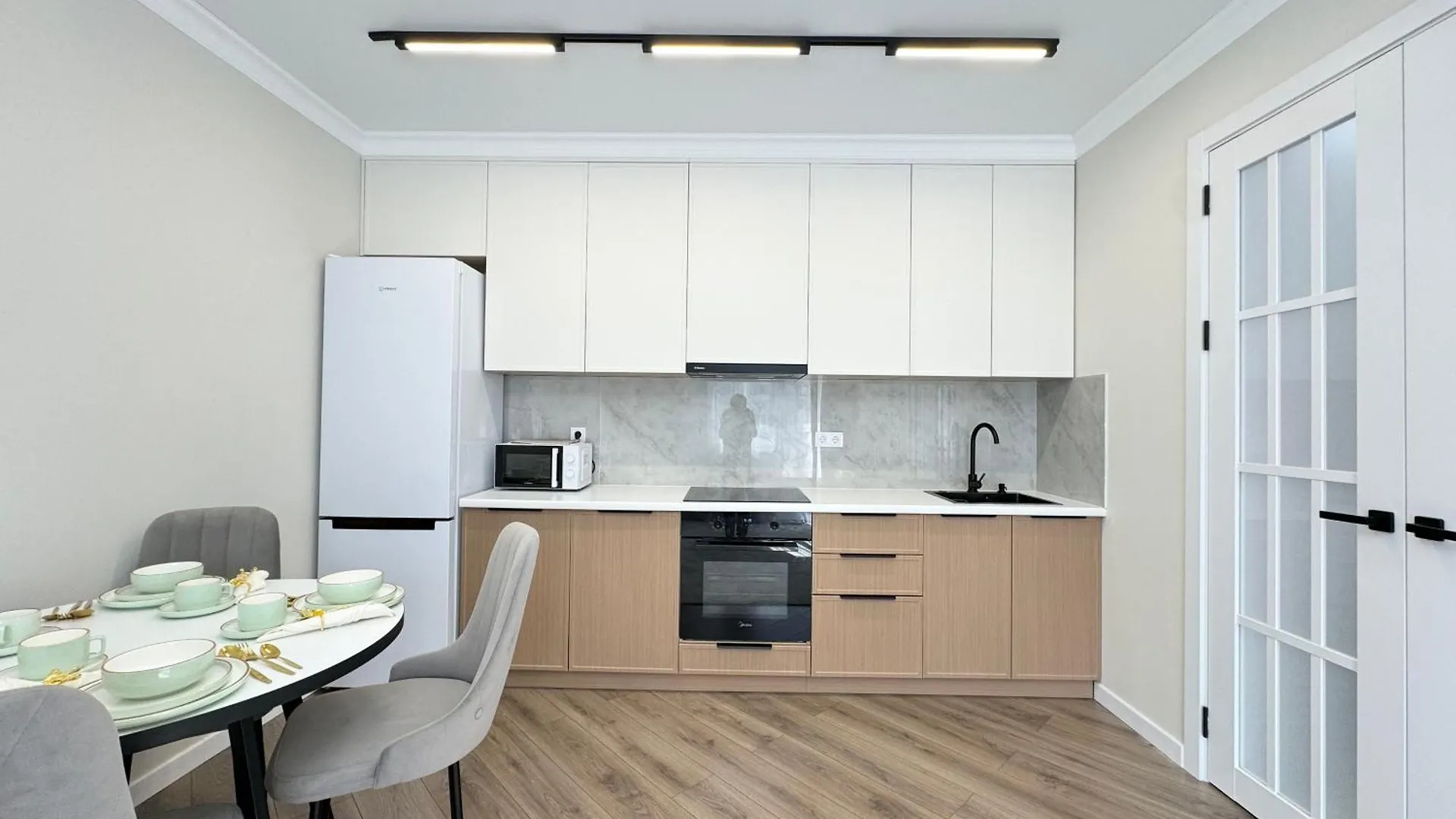 Luxary Apartments Сердце Столицы 阿斯坦纳